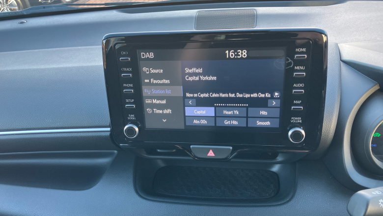 Toyota Yaris 1.5 Hybrid Design 5dr CVT Hybrid Hatchback